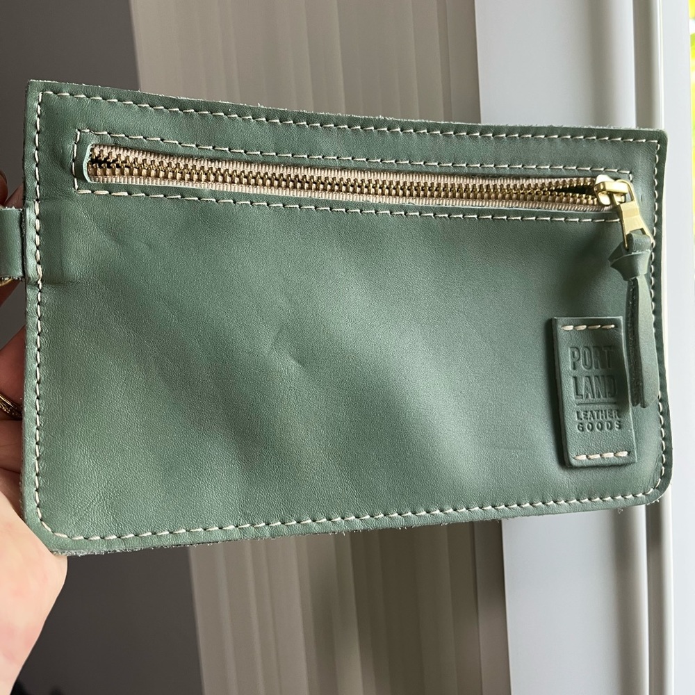 Portland Leather Adriana Pouch